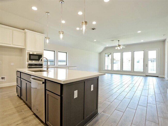 Photo - 612 Jefferson Dr