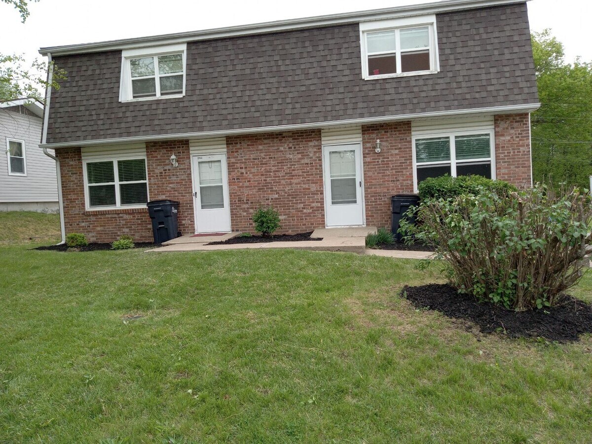 Three Bedroom Duplex - Three Bedroom Duplex