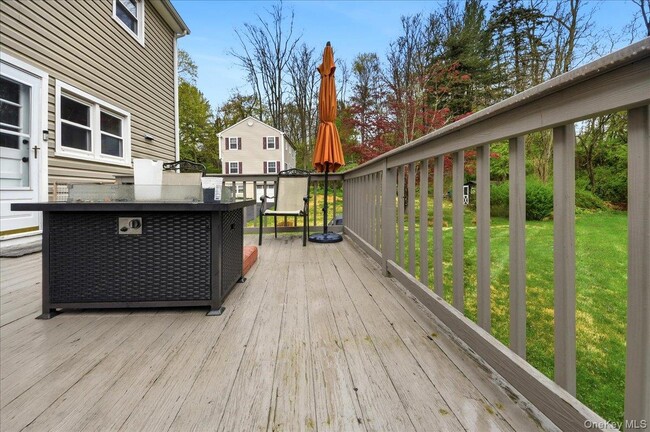 Photo - 398 Cherry St