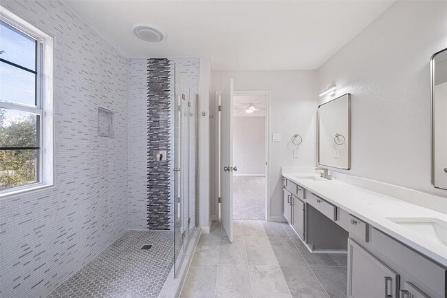 Photo - 2101 Bridal Path