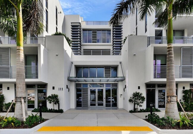 111 SE 1st Ave Unit 314