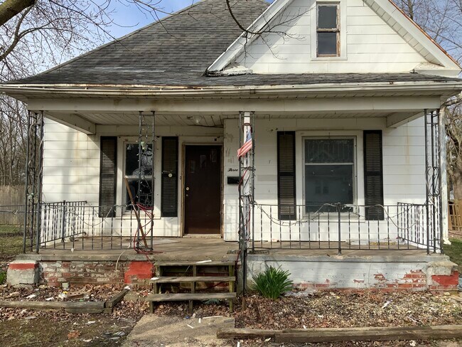 Photo - 316 N Alexander St House