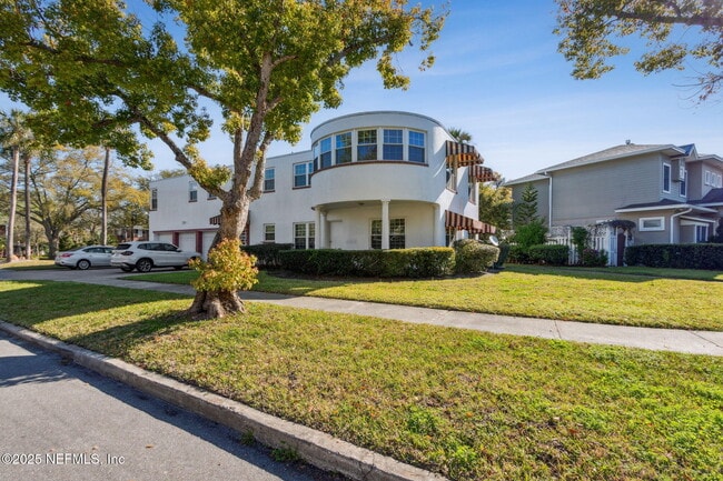 Photo - 1815 Largo Rd Unit 3 (PH)