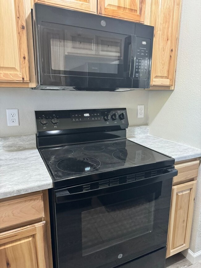 Photo - Refurbished Townhome