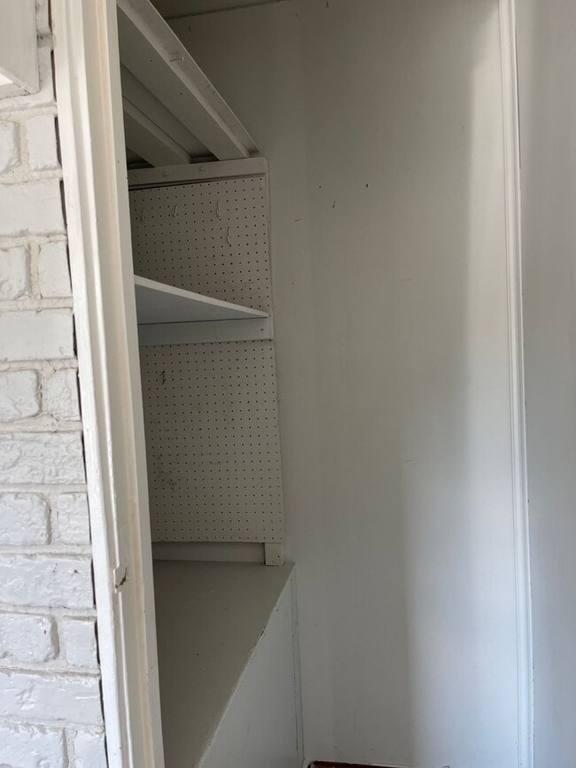 Photo - 2-3 Bed Home Available on Quiet Street Newly Renovated!!!