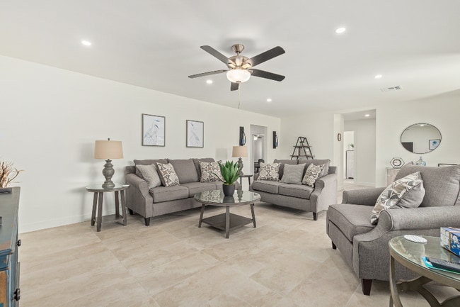 Photo - 9830 W Evergreen Dr