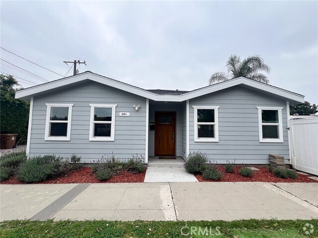 Building Photo - 600 W Wilshire Ave Rental