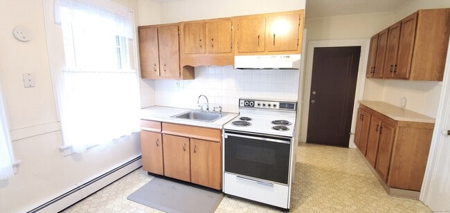 Photo - 42 Vance St Unit 2nd Fl