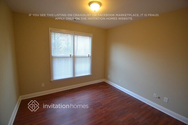 Photo - 1451 Heatherglade Ln