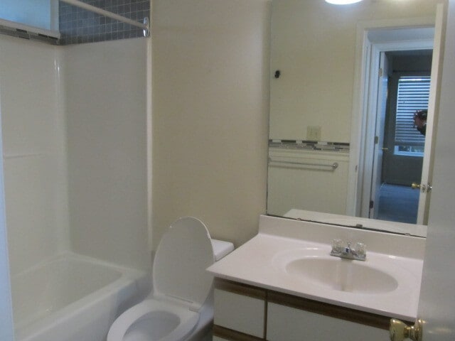 Photo - 8725 Chandler Dr Unit South Lakes