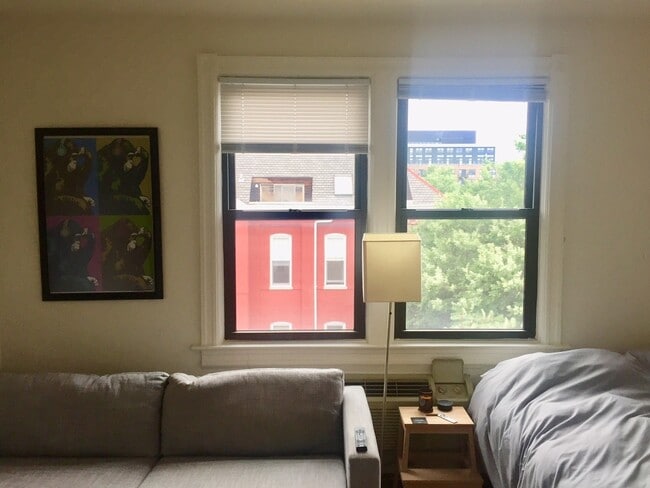 Photo - 3RD-637 #403 Unidad 637 3rd St.