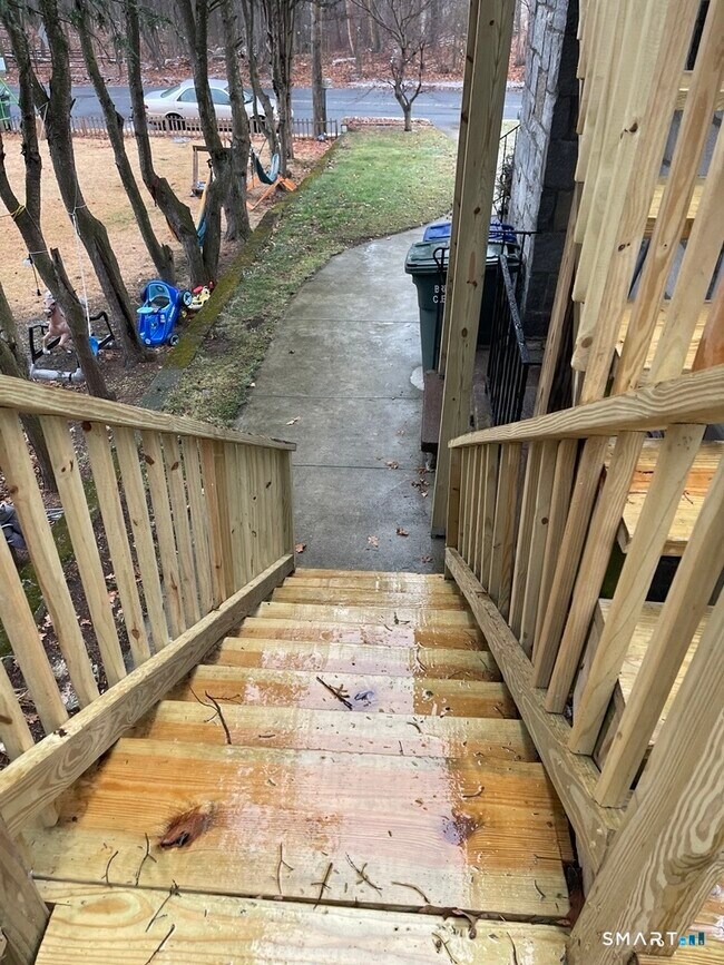 Photo - 598 Frenchtown Rd