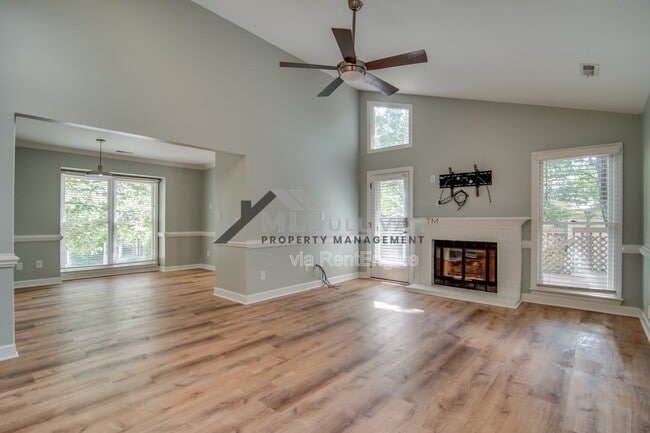 Photo - 5500 Fortunes Ridge Dr