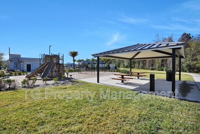 Photo - 13968 Molina Dr