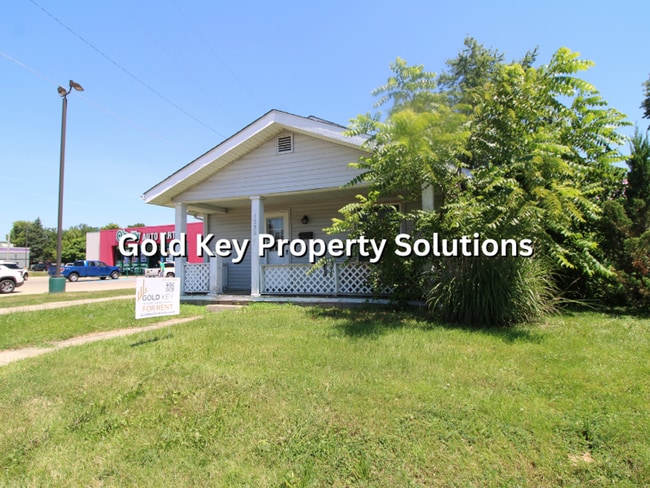 Photo - Attractive 2 BR 1 BA House with Carport and Nearby Restaurants (SECTION 8 APPROVED)