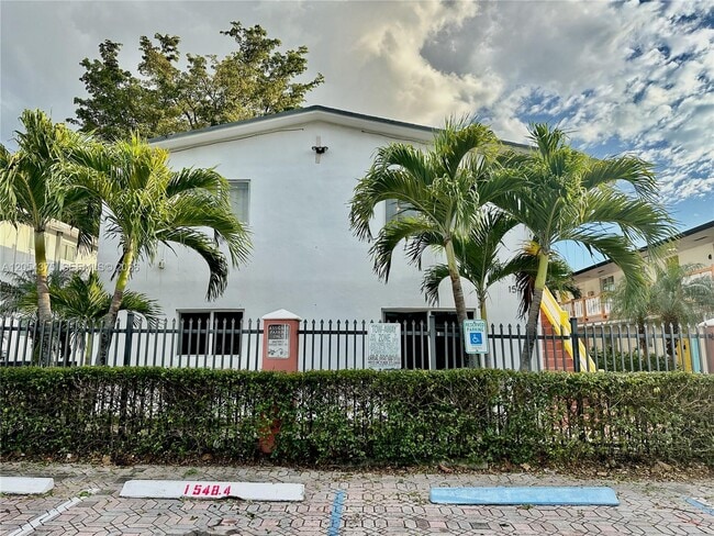 Photo - 1548 SW 5th Pl Unit 1