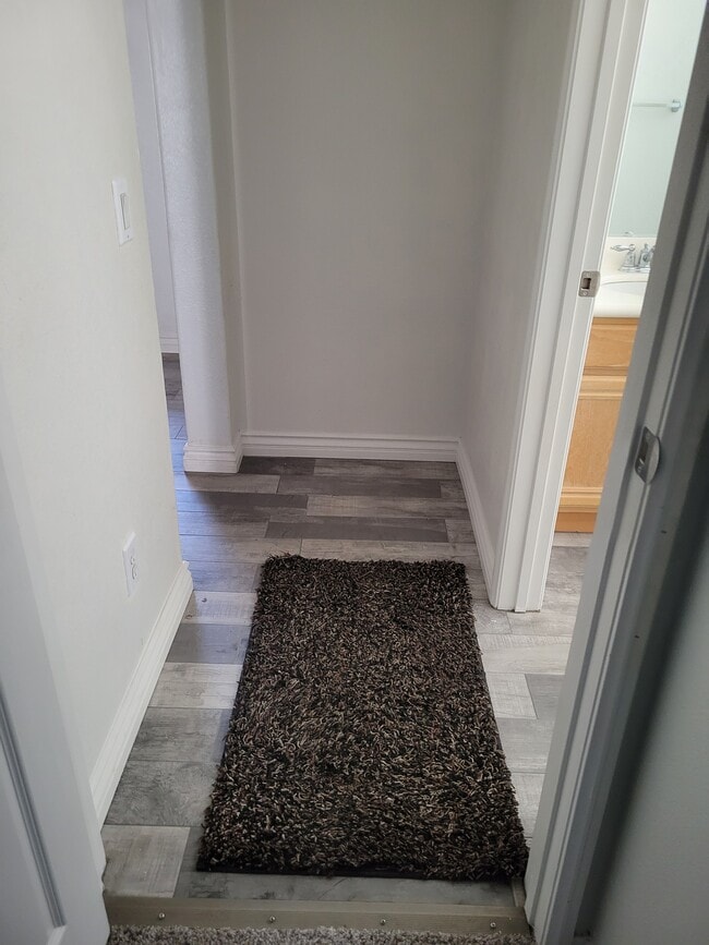 Photo - 43725 47th St W