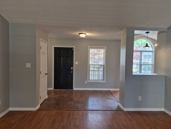 Photo - NEW LISTING!!!!!