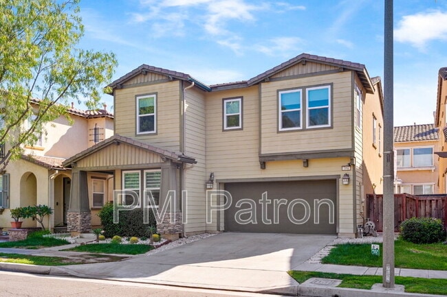 Building Photo - 356 W Weeping Willow Ave