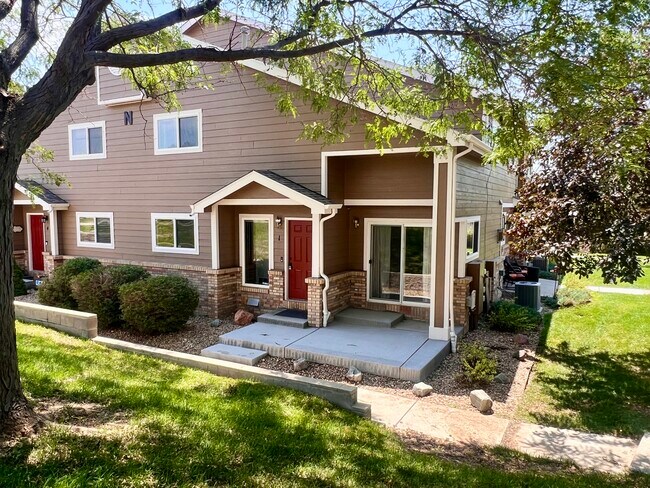 Photo - 1601 Great Western Dr