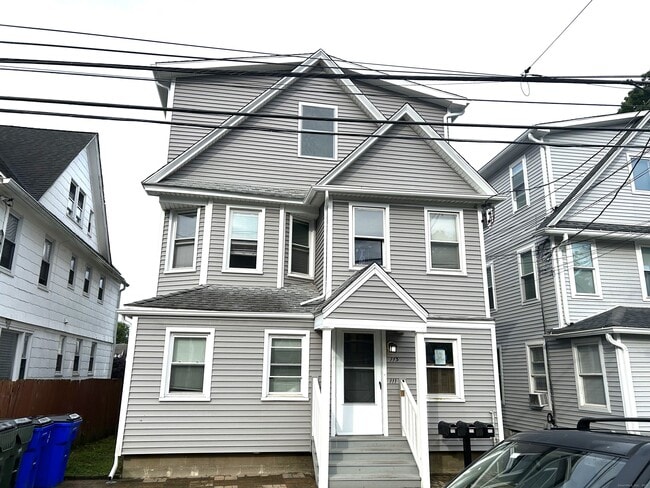 Building Photo - 109 Churchill St Unit 1st Floor