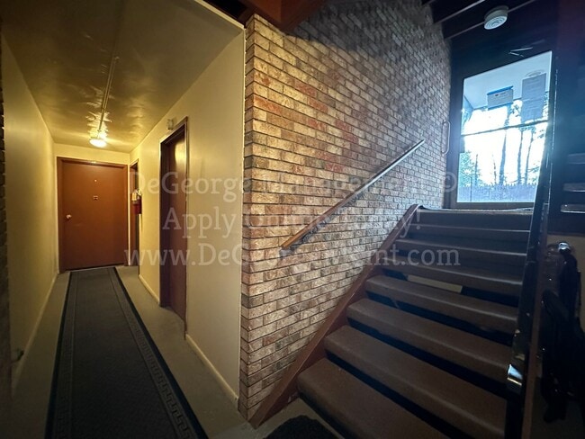 Photo - Parkview Apartments