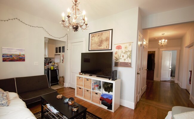 Photo - 11 Babcock St