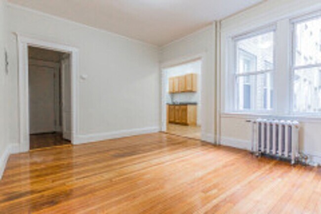 Photo - Spacious Fenway 1 Bed with Alcove | Renovated Eat-In Kitchen, Heat & Hot Water Included