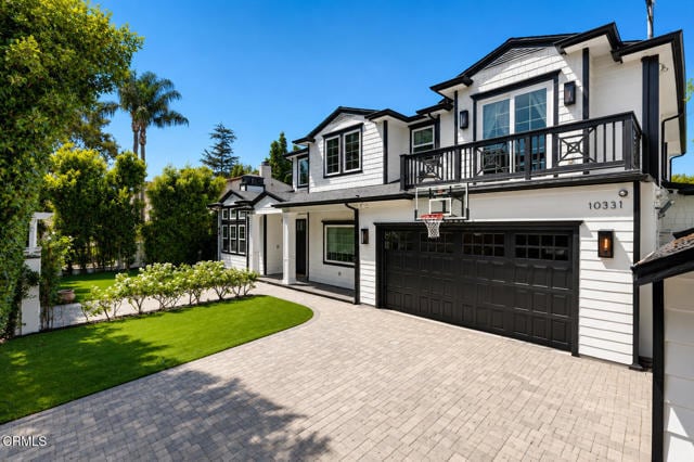 10331 Valley Spring Ln