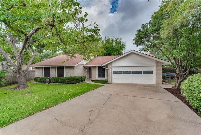 Photo - Nicely Updated 3 Bedroom, 2 Bath, Singe Story Home in Northwest Austin