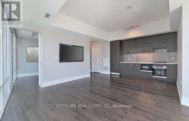 Photo - 29 Queens Quay E Unit 1001