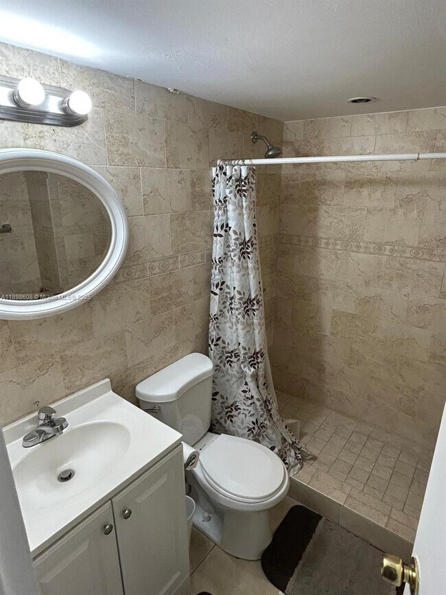 Photo - 7545 E Treasure Dr Unit 3B