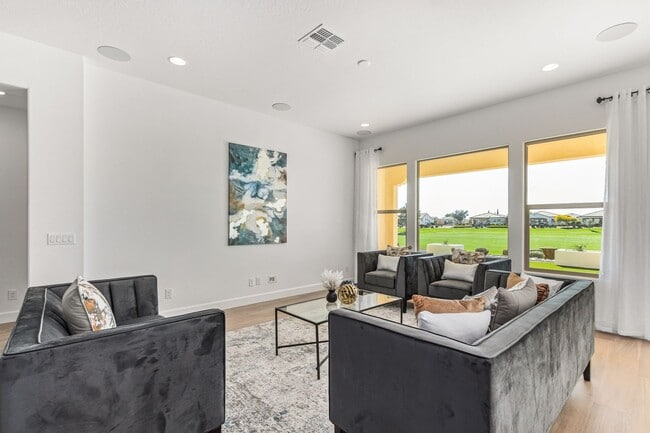 Photo - Luxury Rental in Queen Creek - Try Before You Buy