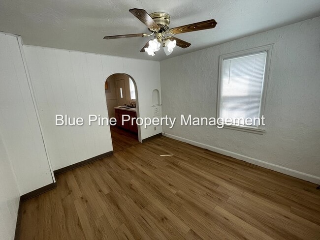 157 E Elva St Unit 2