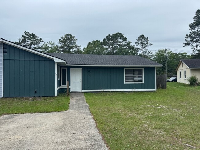 Building Photo - 146 Cherokee Cir