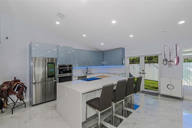 Southwest 191st Avenue, Pembroke Pines, FL... - Southwest 191st Avenue, Pembroke Pines, FL...