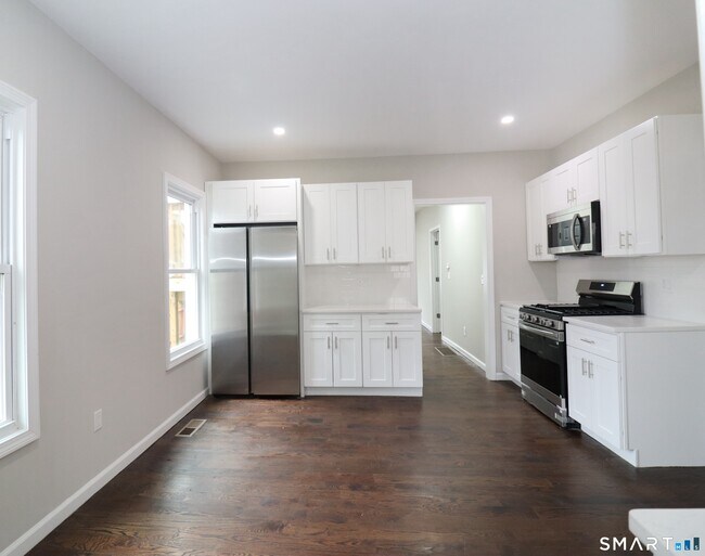 Photo - 354 Beechmont Ave Unit #1