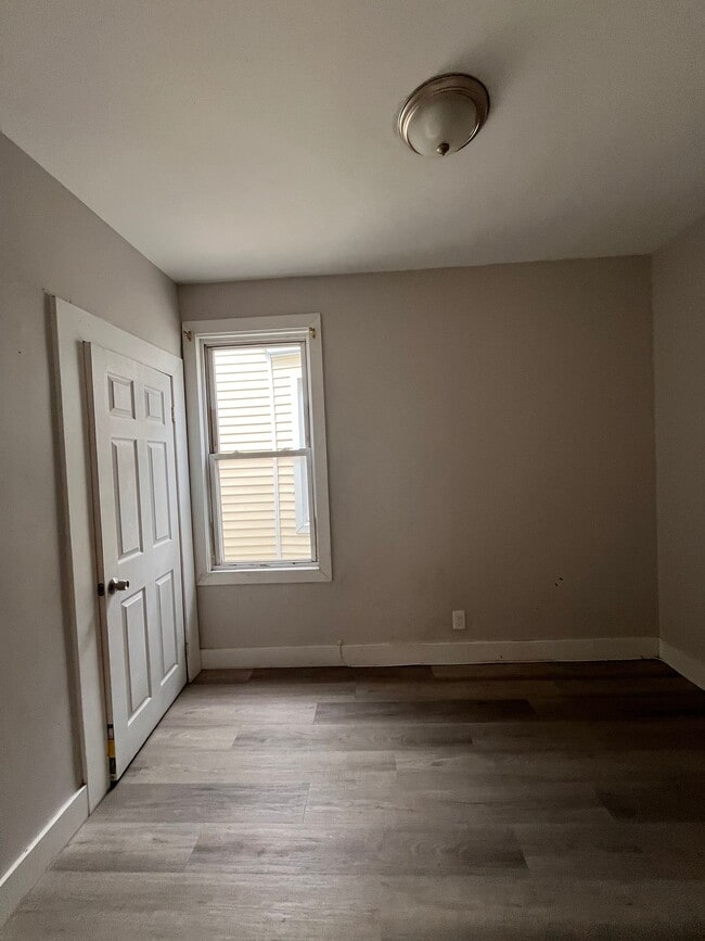 Photo - 27 Sheffield St