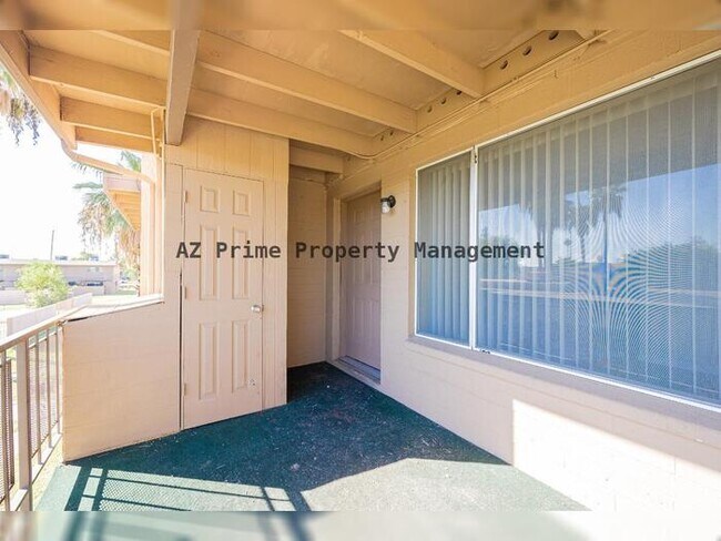 Photo - 2411 W Hazelwood St Unidad 278