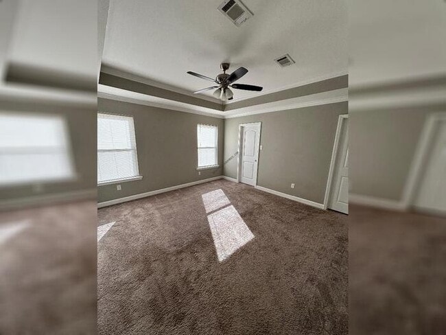 Photo - 10 Jennifer Cove