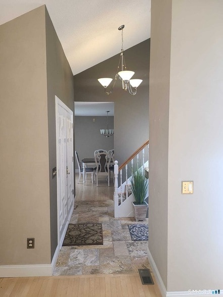 Photo - 925 Dunbar Hill Rd