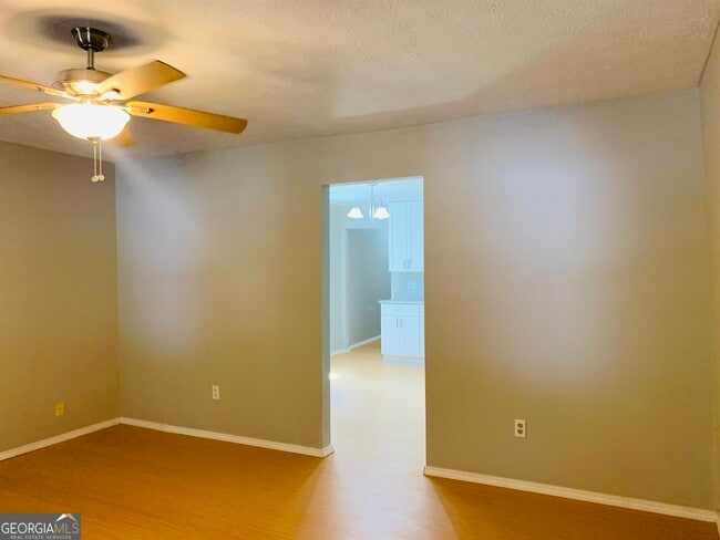 Photo - 7 Burdette Pl