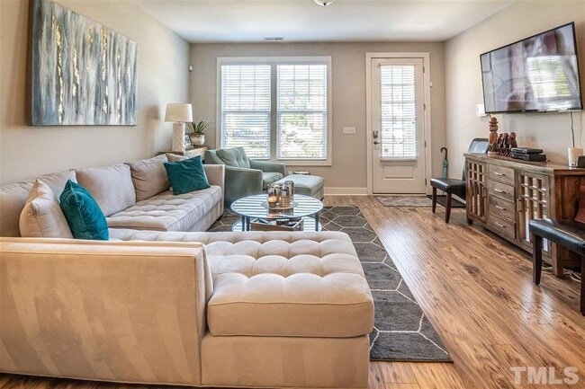 Photo - 2800 Bedford Green Dr