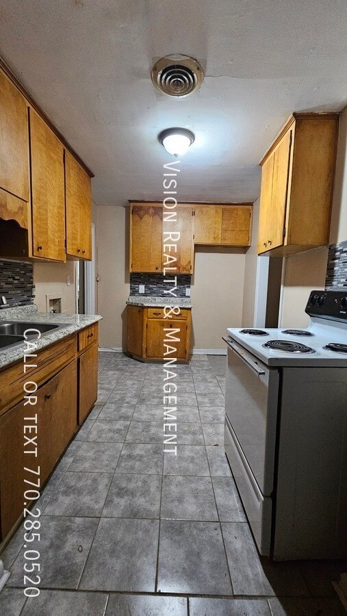 Photo - 1612 Lyndle Rd