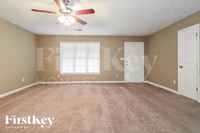 276 Hollyberry Dr
