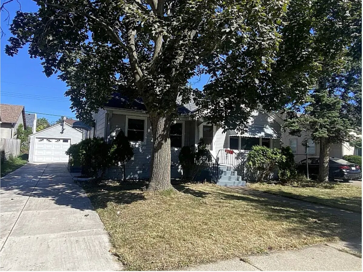 Photo - 1033 Blair Ave