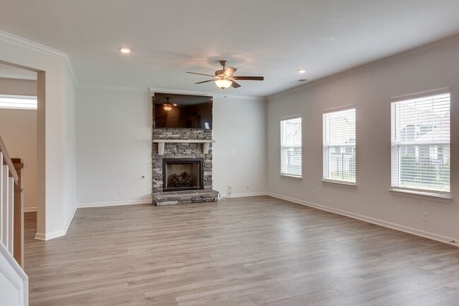 Photo - 5020 Bridgemore Blvd