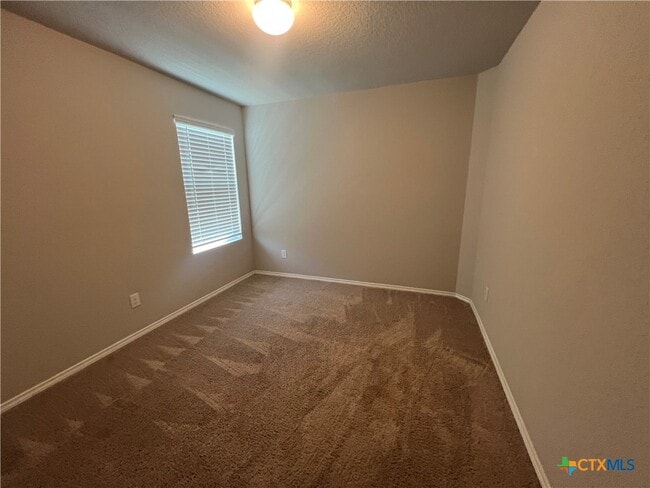 Photo - 2410 Moselle Ln