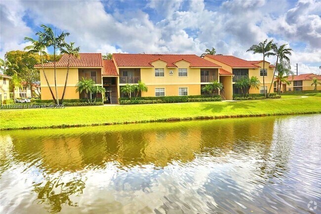 Building Photo - 1227 SW 46th Ave Unit 310 Rental