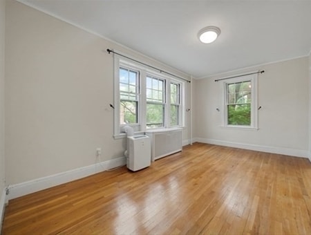 Photo - 1 Crawford St